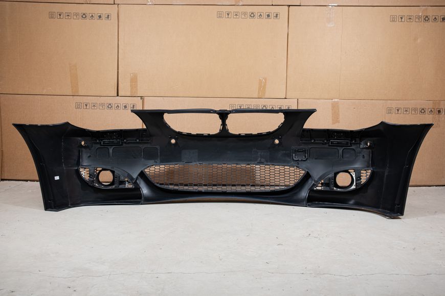 Передній бампер BMW E60 / E61 (2003-2010) Стиль M5 OBMWM5-E6011 фото