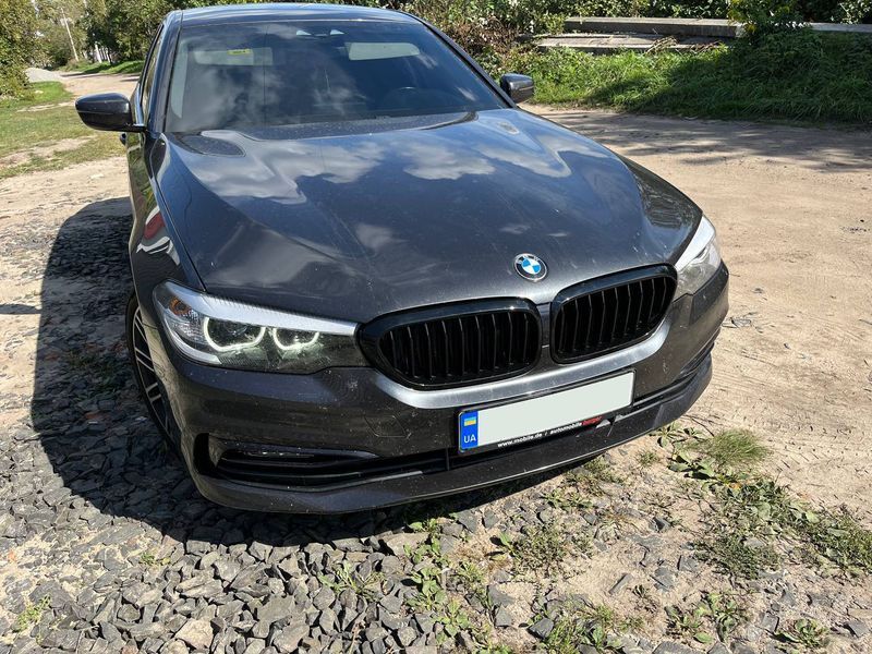 Решітка радіатора ніздрі BMW G30 G31 M5 F90 Одинарні Чорний Глянець (2017-2020)  BMW-G301711 фото