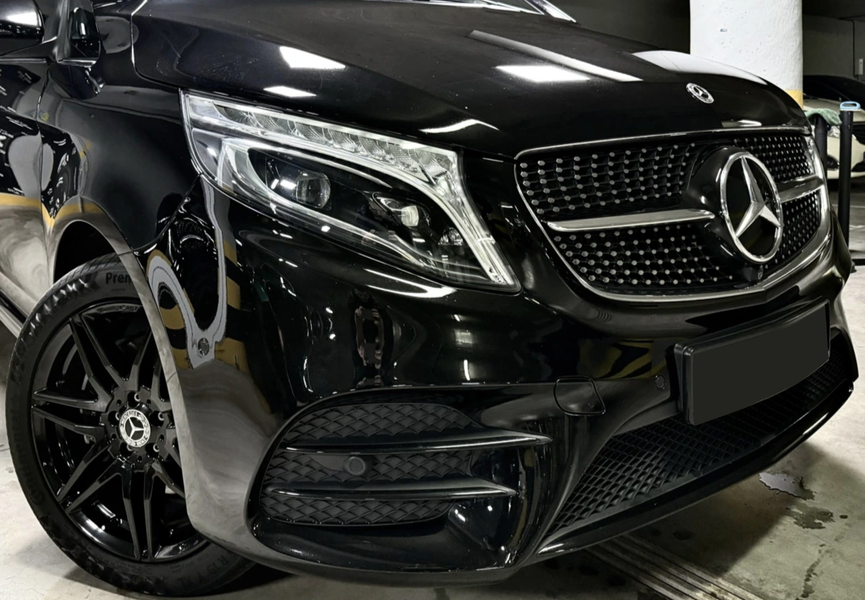 Решітка радіатора на Mercedes V-Class W447 (Стиль Diamond) Чорна з хромом Normal MB-W4471203 фото