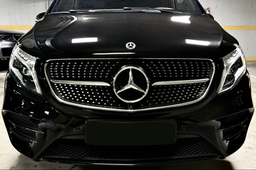 Решітка радіатора на Mercedes V-Class W447 (Стиль Diamond) Чорна з хромом Normal MB-W4471203 фото