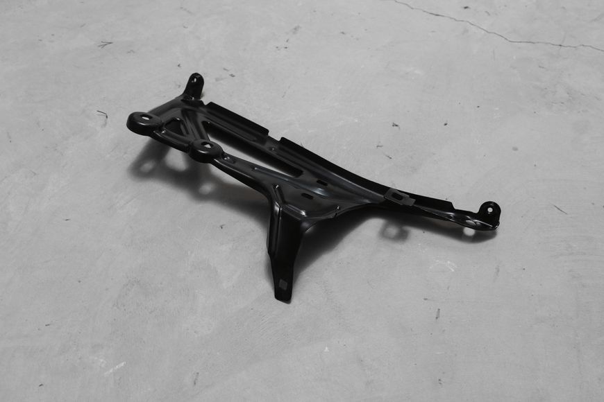 Левый кронштейн крепления крыла для BMW X1 F48 (2015-2022) 41007427129 41007427129 фото