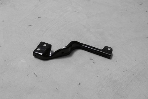 Правый держатель панели радиатора для BMW F20 F21 F23 F22 F30 F31 F34 F32 F33 F36 (51647266324) 51647266324 фото