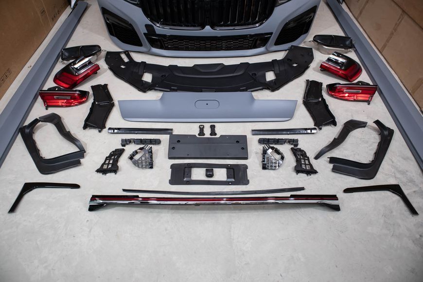 Комплект обвеса рестайлинг с оптикой BMW 7 Series G11 G12 (2015-2019) Стиль M-Paket 5690-1 фото