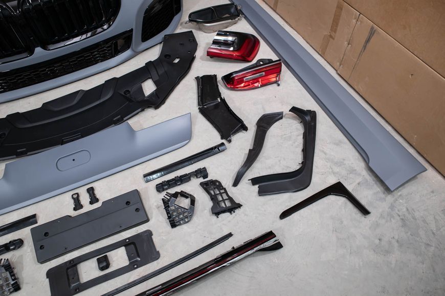 Комплект обвеса рестайлинг с оптикой BMW 7 Series G11 G12 (2015-2019) Стиль M-Paket 5690-1 фото