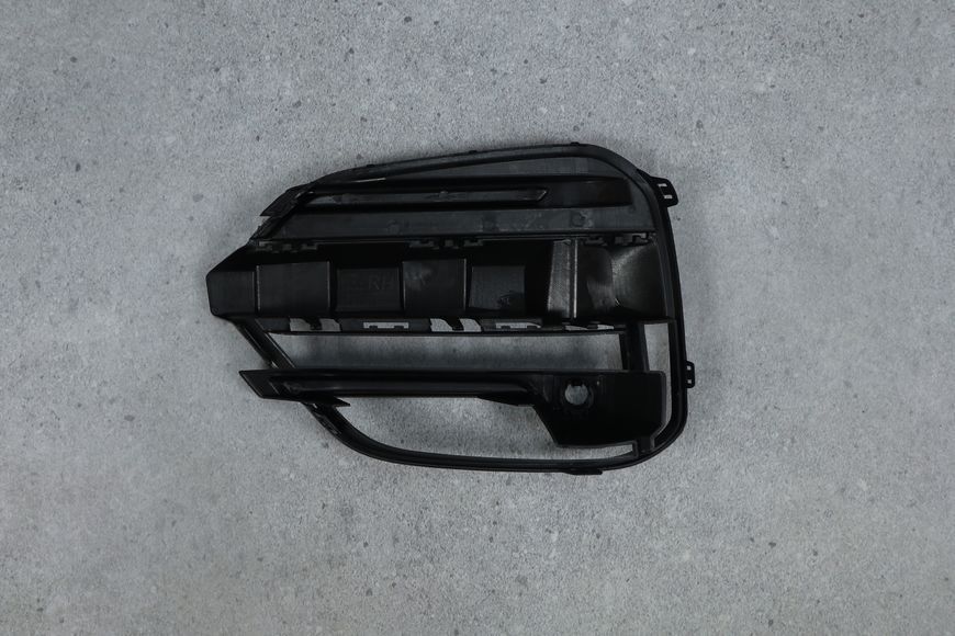 Правая рамка противотуманной фары для BMW X3 G01 / X4 G02 (51117399904) 51117399904 фото