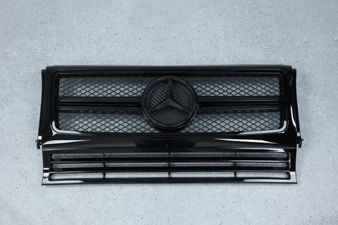Решітка радіатора на Mercedes G-Class W463 (Стиль AMG) Чорна  MB-W4637 фото