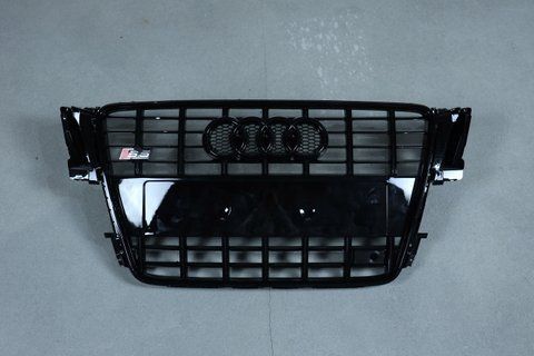 Решітка радіатора на Audi A5 8T (Стиль S-Line S5) Чорний глянець A5-S102 фото