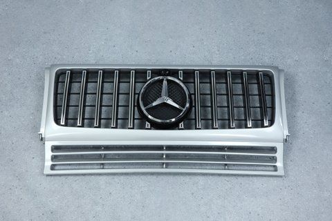 Решітка радіатора на Mercedes G-Class W463 (Стиль GT) Сіра з хромом MB-W4636 фото