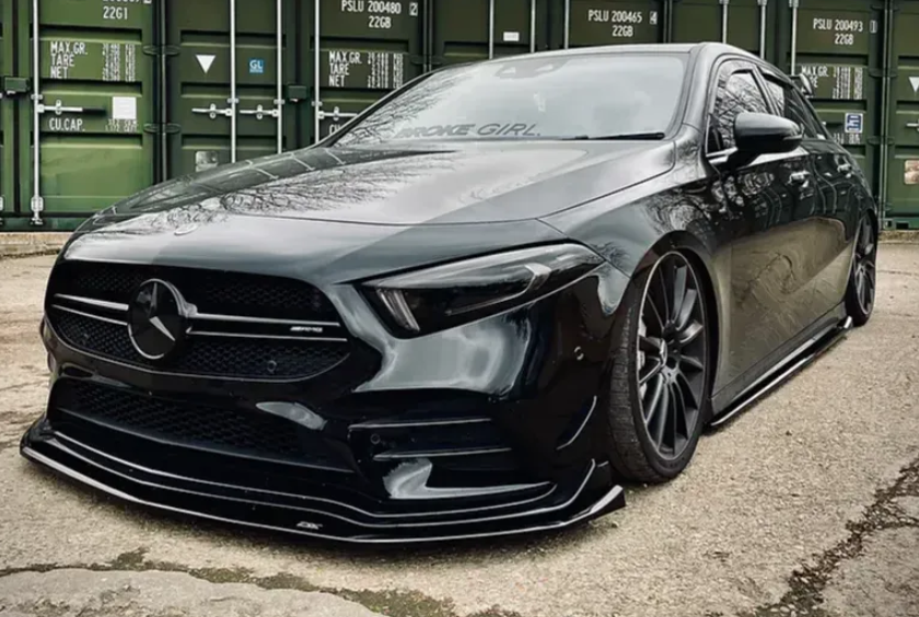 Решетка радиатора на Mercedes A-Class W177 (Стиль AMG) ( без места под камеру ) Черная MB-W177180 фото