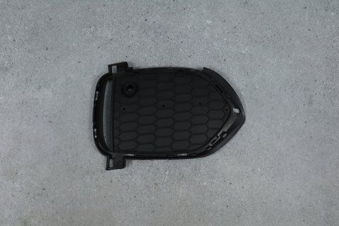 Кришка протитуманної фари для BMW X5 F15 (2013-2018) 51118064636 (M Paket) Права 51118064636 фото