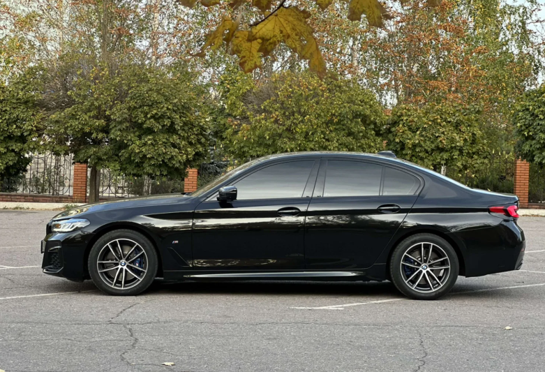 Комплект рестайлинга для BMW 5 Series G30 G31 (2017-2020) Стиль M Sport Paket LCI 111111 фото