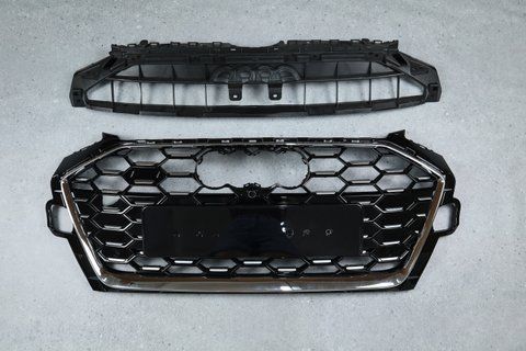 Решітка радіатора на Audi A4 B9 (Стиль S4) Чорна з хромом A4-S200 фото