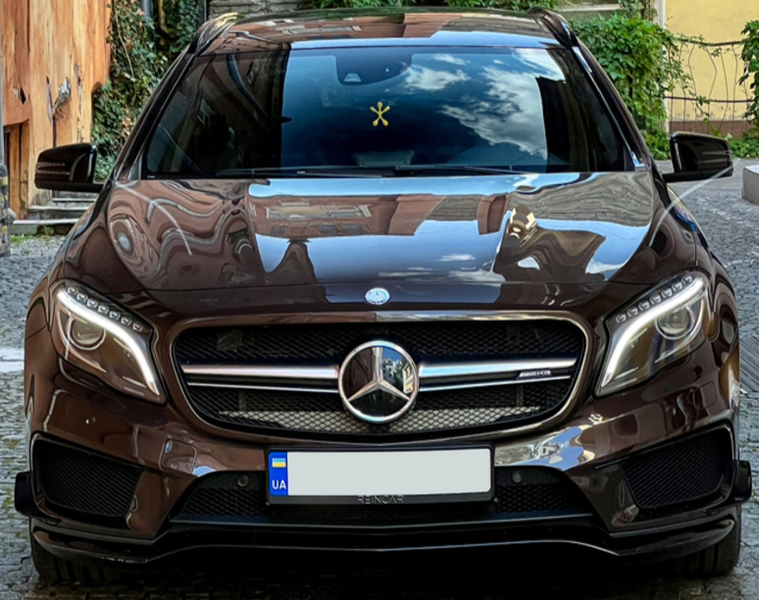 Решітка радіатора на Mercedes GLA-Class X156 (Стиль AMG) Чорна з сірим MB-X156153 фото