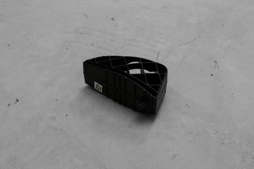 Кронштейн переднего бампера для BMW F20 F21 F23 F22 F30 F31 F34 F32 F33 F36 (51117268479) 51117268479 фото