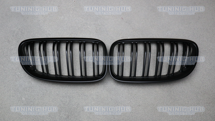 Решітка радіатора ніздрі BMW E92 E93 Подвійні Чорний Мат (2010-2013) BMW-E921020 фото