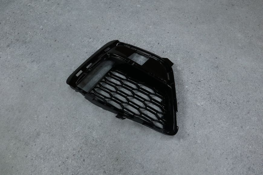 Права решітка в бампер (M Paket) для BMW 3 Series G20 G21 (2018-2024) 51118075648 51118075648 фото